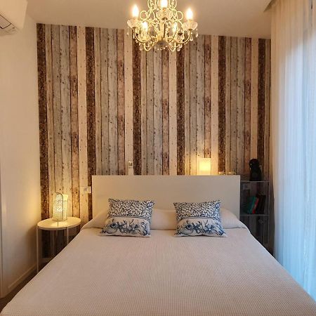 Residenza Azzurra Otel Cattolica Dış mekan fotoğraf